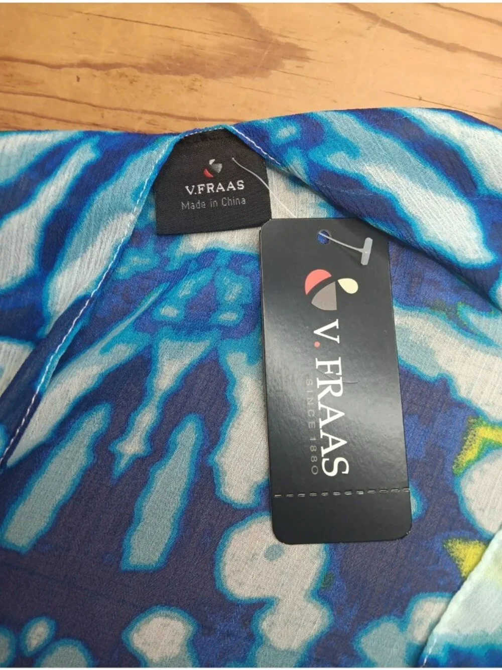 V FRAAS Women OS One Size Chiffon Waterfall Cardi Top Topper Bright Sheer NWT